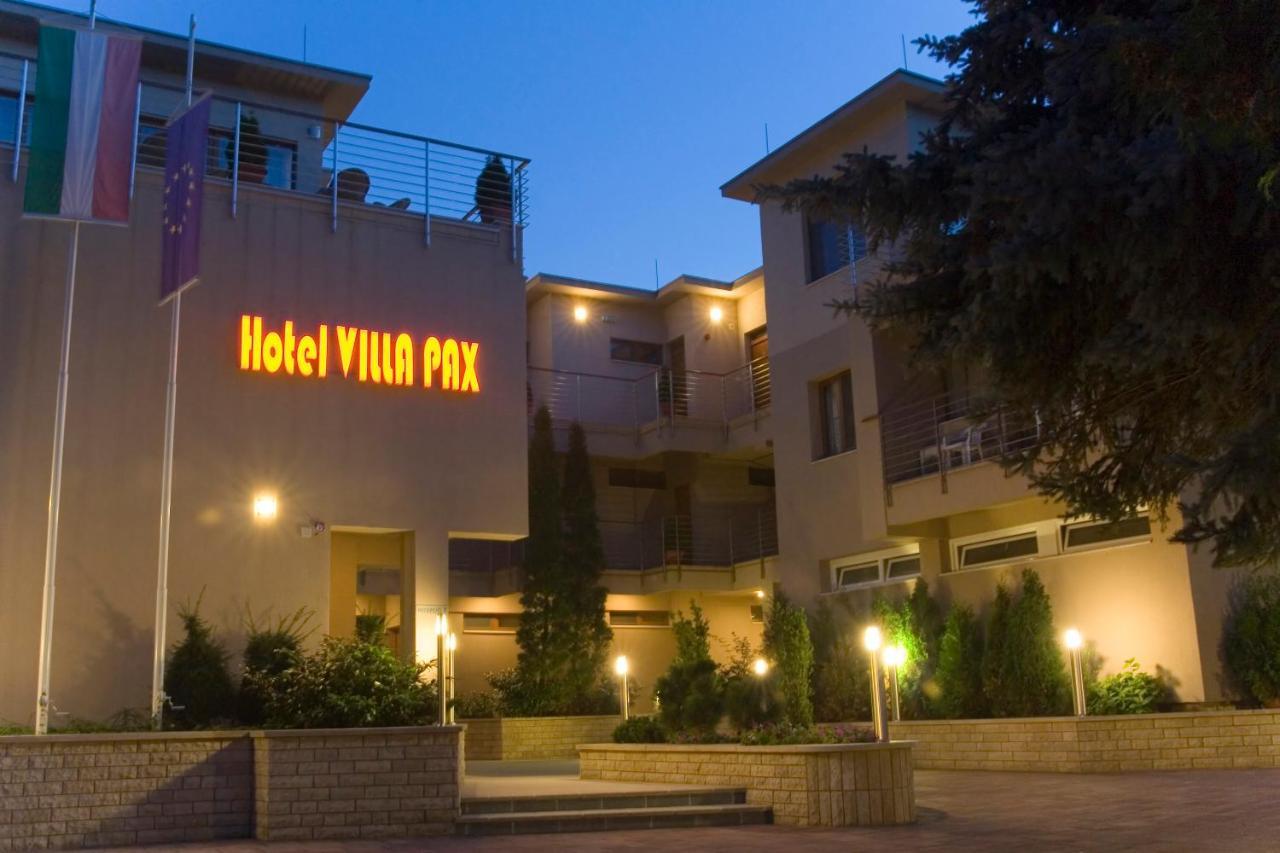 Hotel Villa Pax Балатональмаді Екстер'єр фото